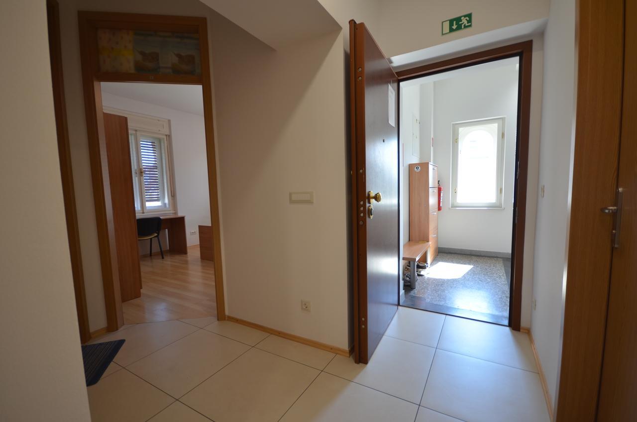 Glinska Rooms Любляна Экстерьер фото