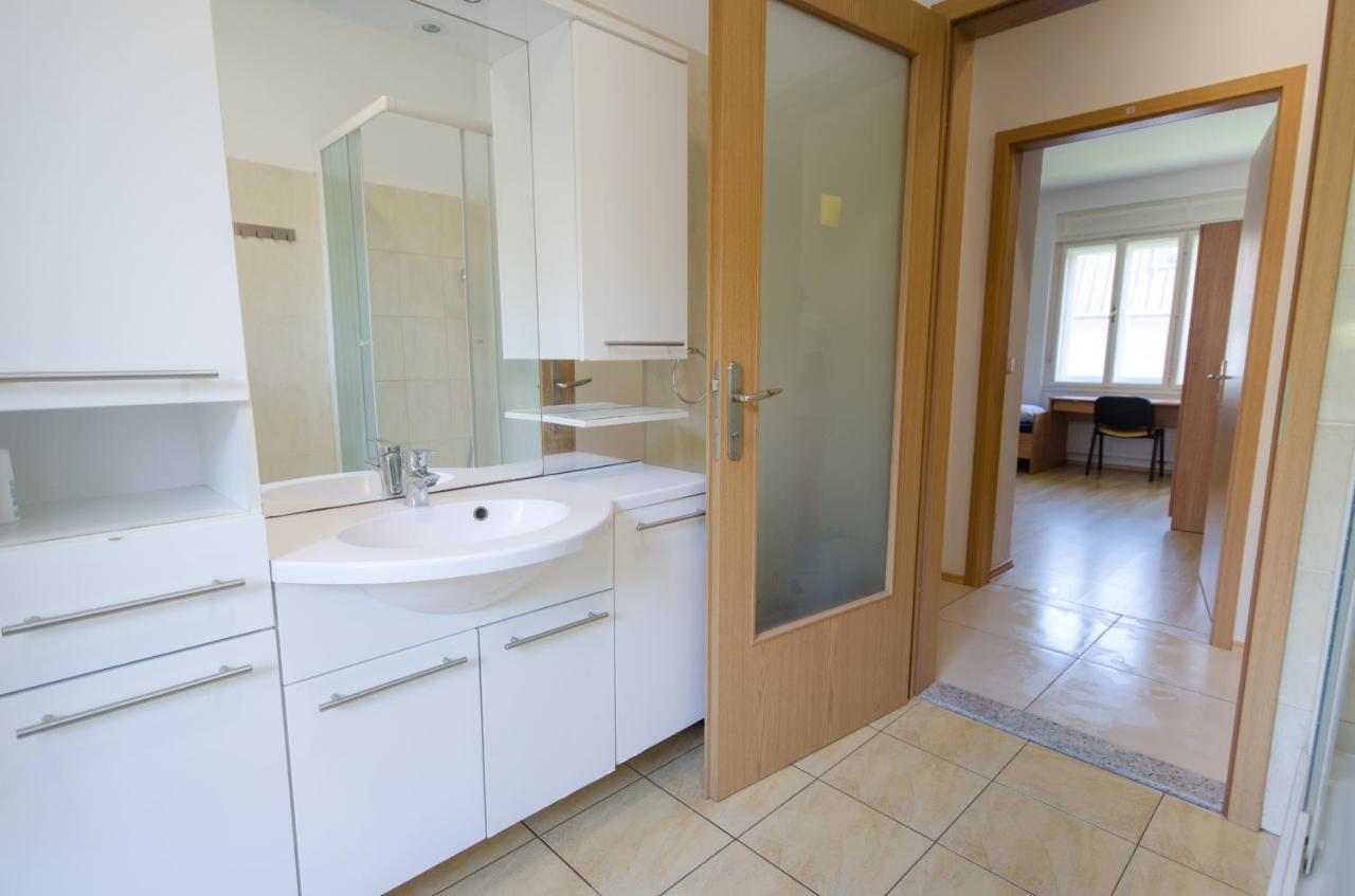 Glinska Rooms Любляна Экстерьер фото